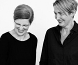 Der Theaterpodcast (13) – Im Gespräch mit Bühnenbildnerin Katrin Brack und über den Theaterkonflikt in Halle